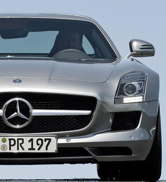 Mercedes-Benz SLS AMG